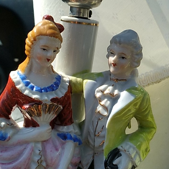 ⚜️  Victorian Couple Figural Lamps - Picture 3 of 16